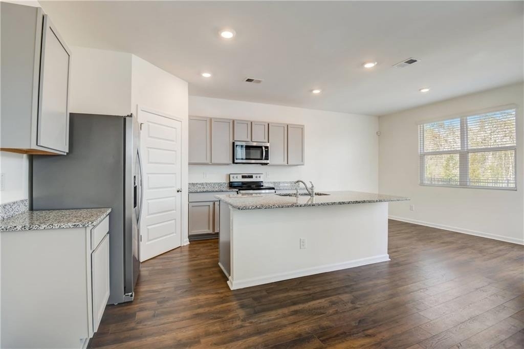 257 Bur Oak Bend - Photo 4