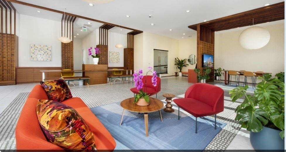 1099 Boulevard Se - Photo 9