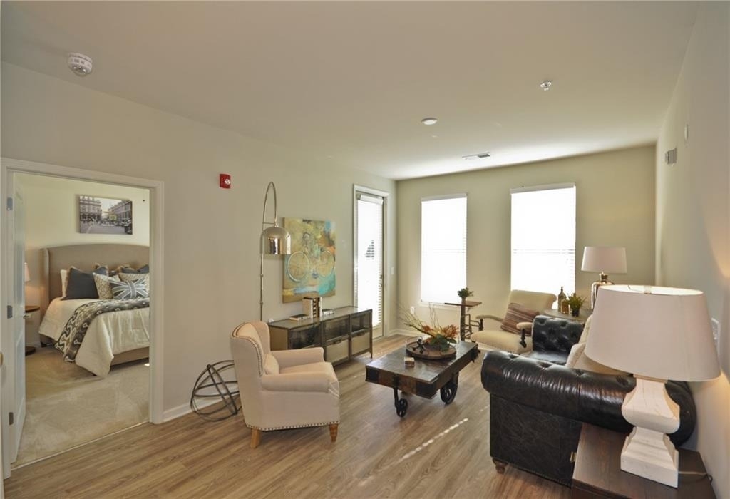 1796 Satellite Boulevard - Photo 5
