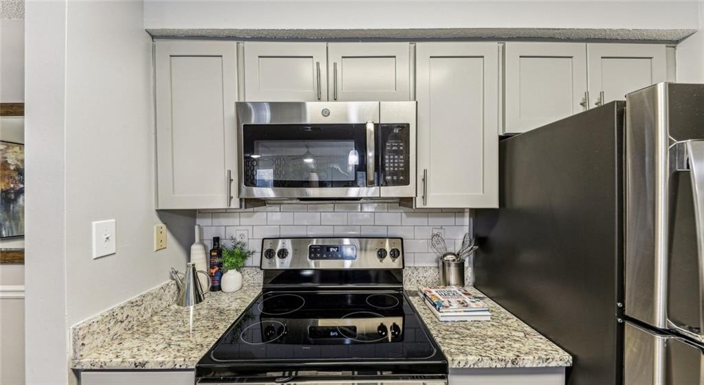 2350 Windward Lane - Photo 2