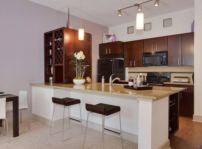 525 Glen Iris Drive - Photo 0