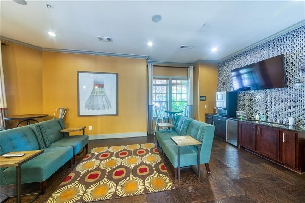 11000 Lakefield Drive - Photo 10