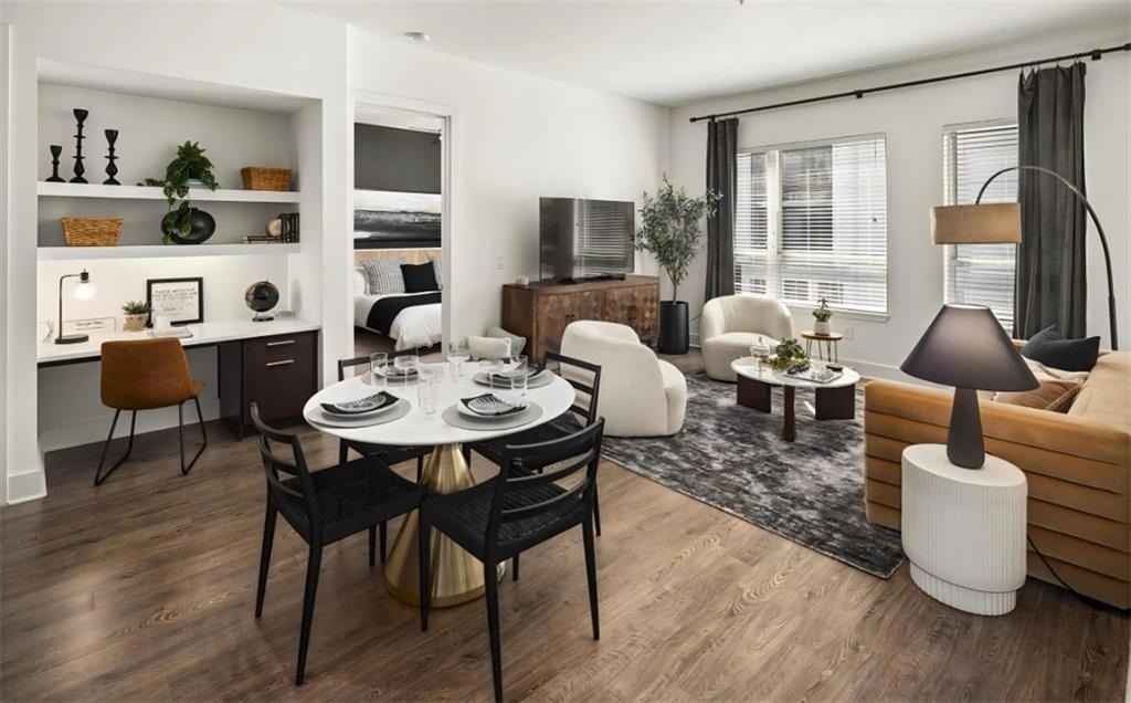 1010 W Peachtree Street Nw - Photo 4