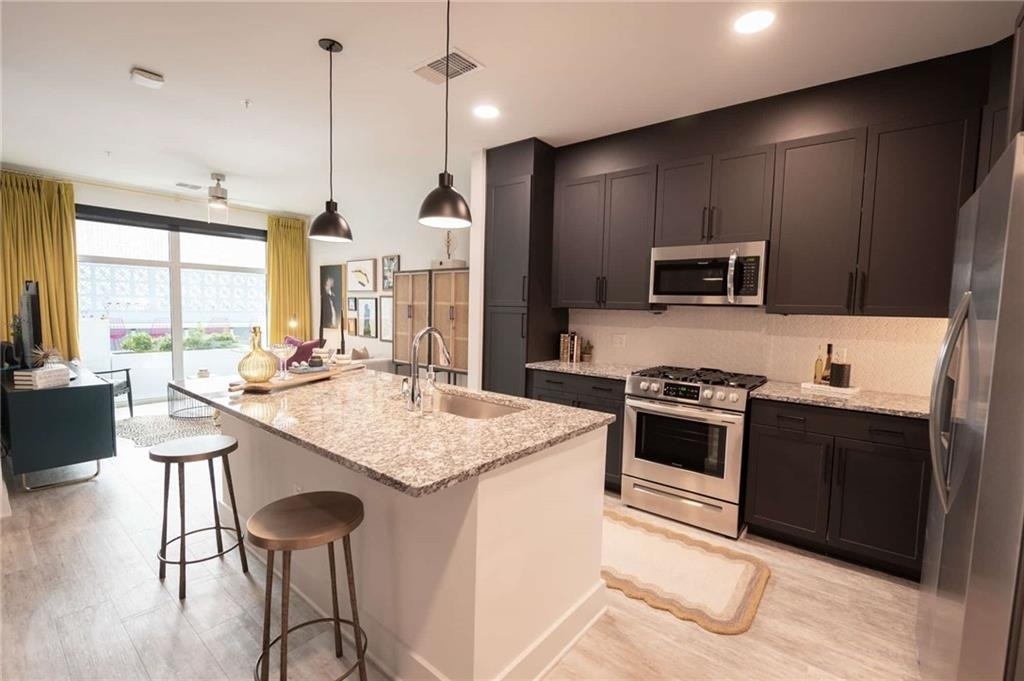 505 Courtland Street Ne - Photo 0