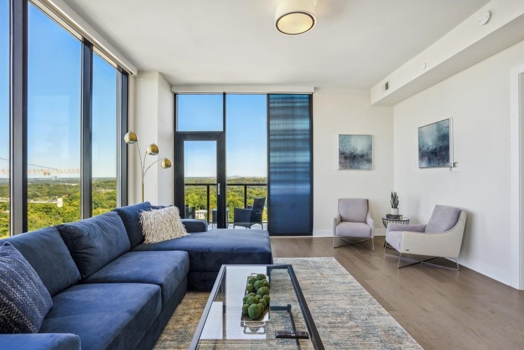 1400 W Peachtree Street - Photo 2