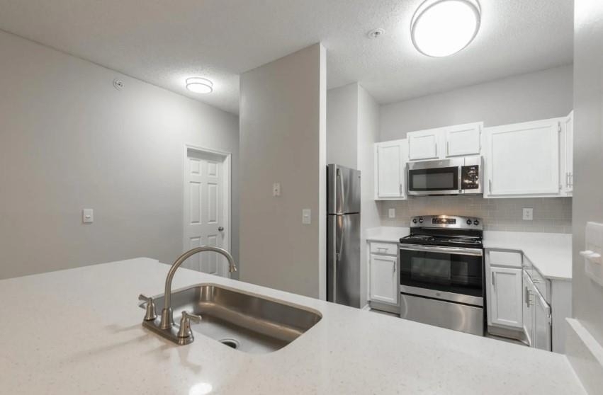 2158 Cumberland Parkway - Photo 2