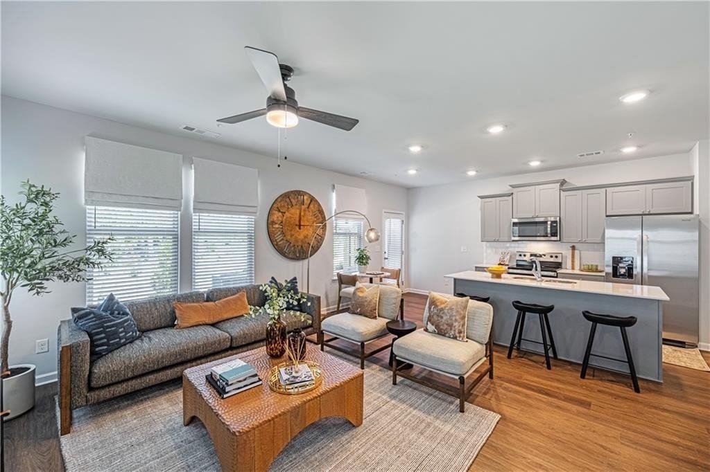 398 Sailors Way - Photo 2