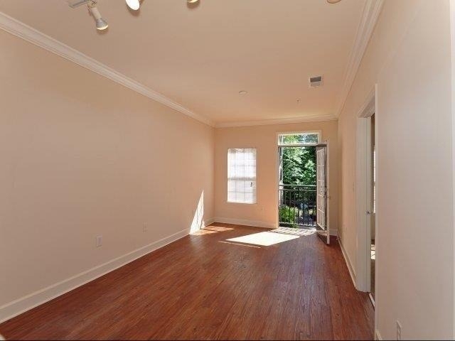 2676 Milscott Drive - Photo 6