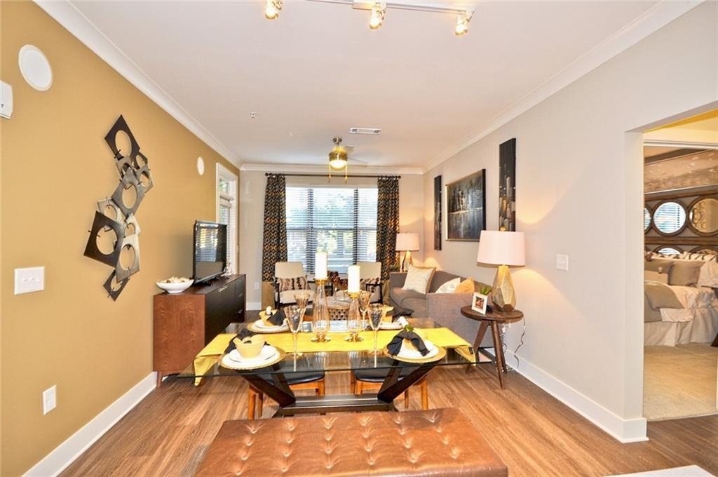 2875 Crescent Parkway - Photo 2
