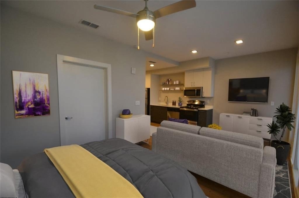 301 Memorial Drive Se - Photo 12