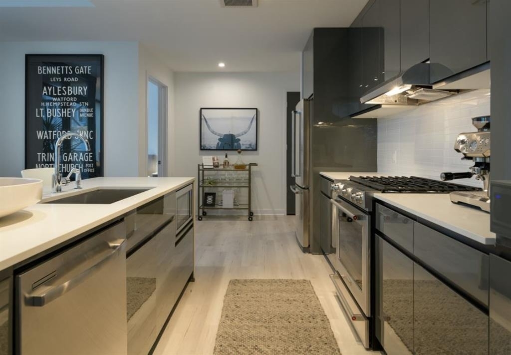 693 Peachtree Street Ne - Photo 1
