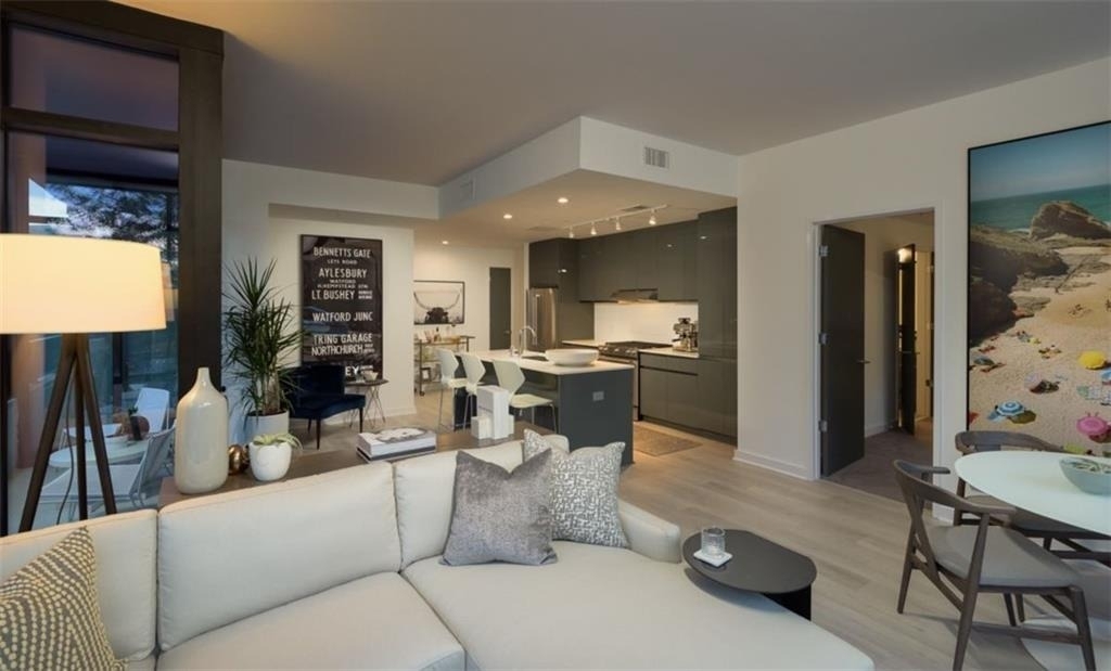 693 Peachtree Street Ne - Photo 4