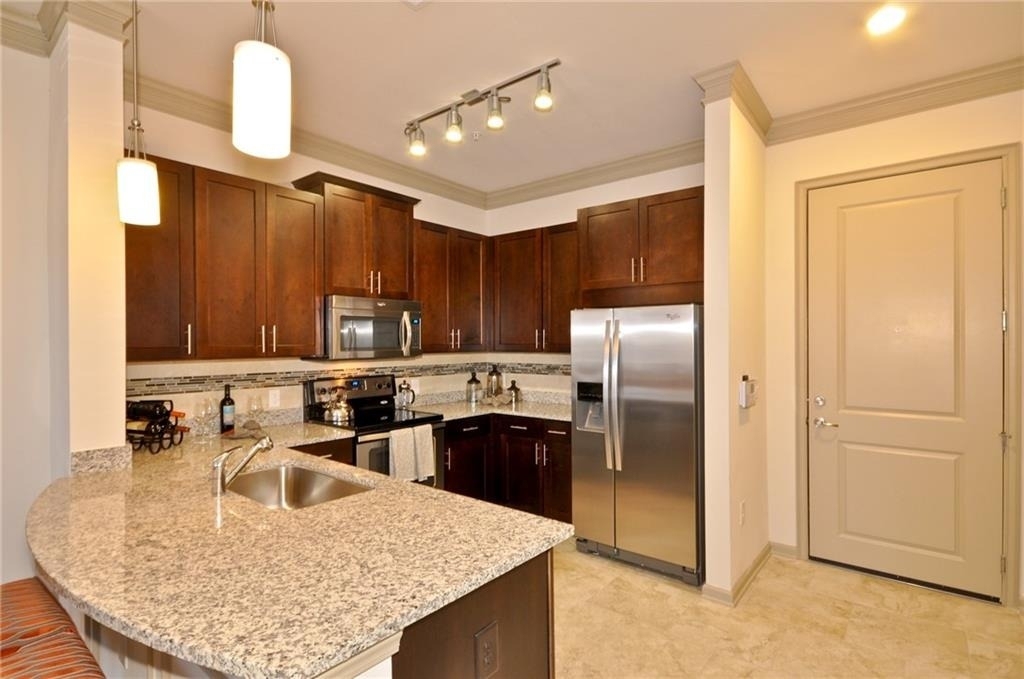 3695 Cumberland Boulevard - Photo 3