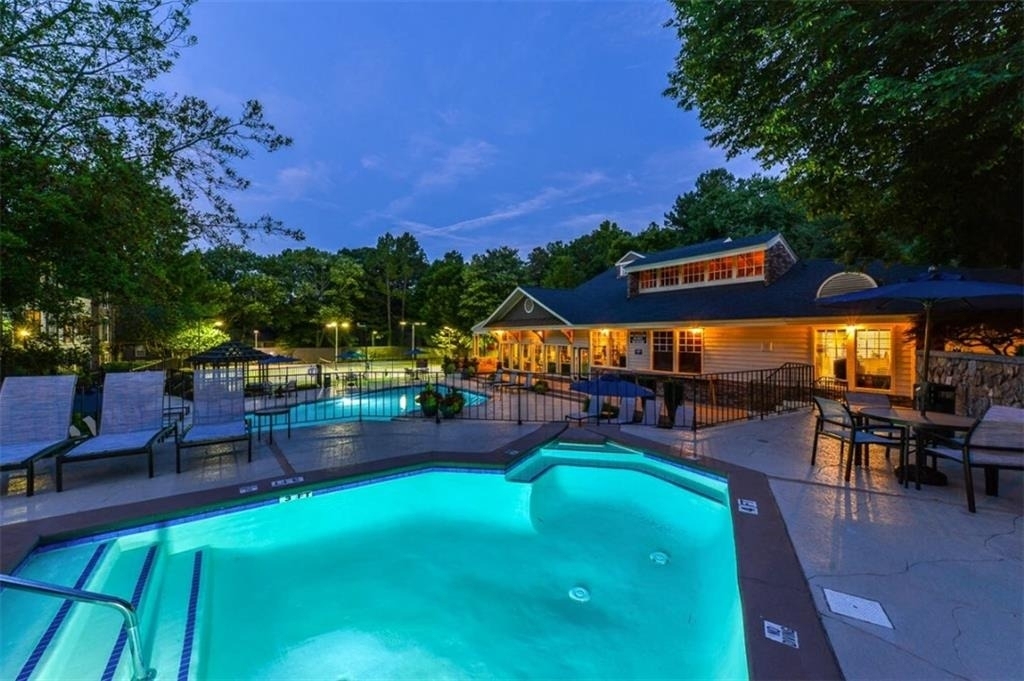 3200 Post Woods Drive - Photo 11