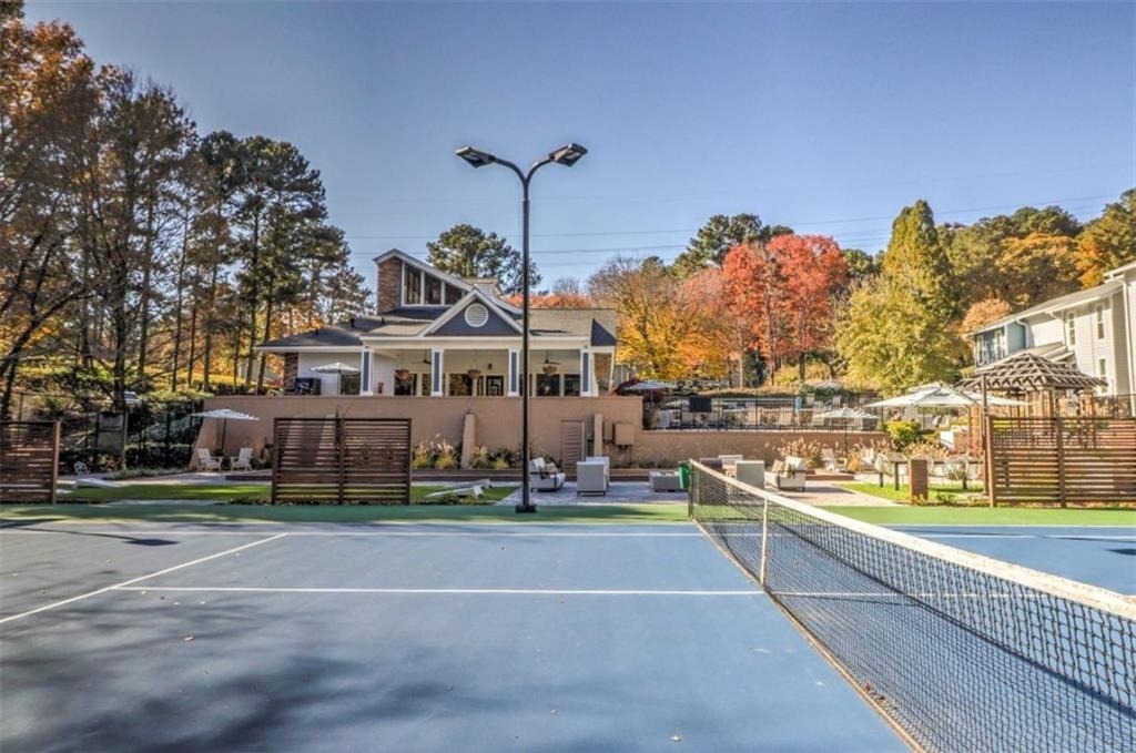 3200 Post Woods Drive - Photo 17