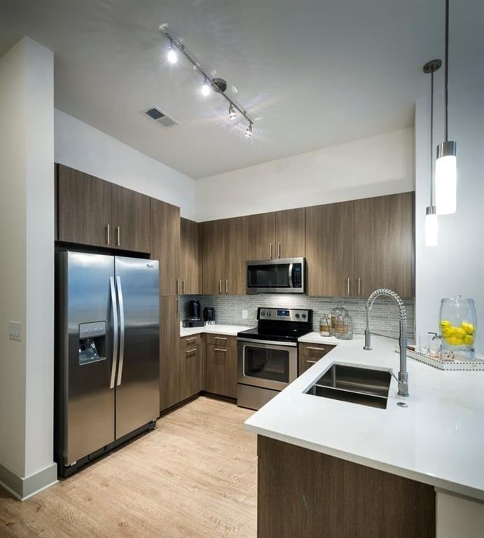 400 Pharr Road Ne - Photo 0