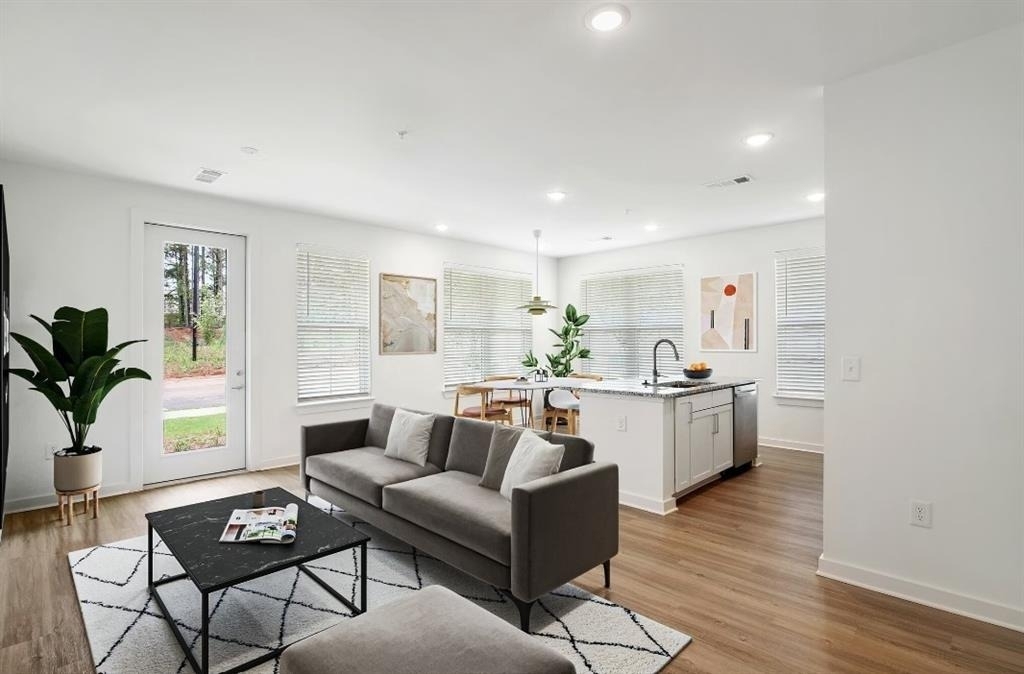 1010 Rosefinch Landing - Photo 4