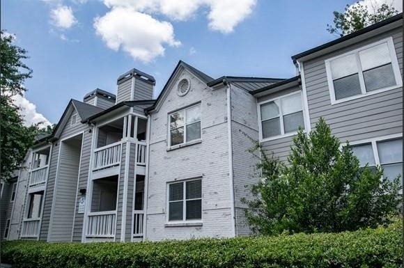 100 Dunwoody Gables Drive - Photo 16