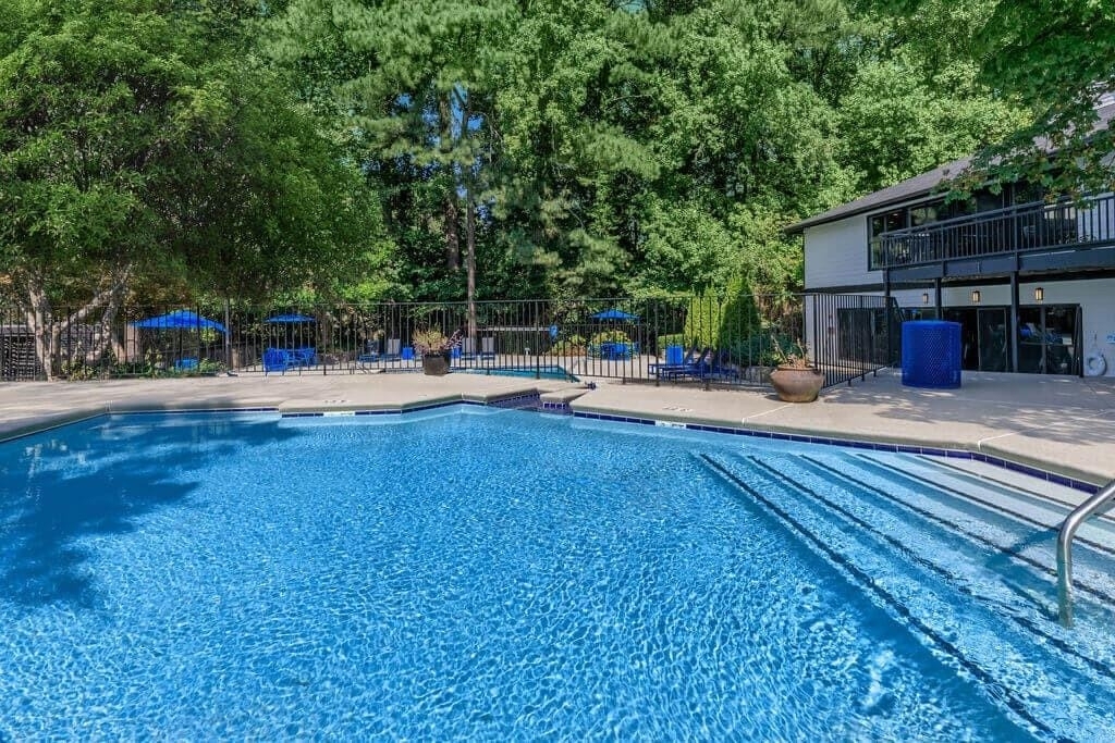 1805 Roswell Road - Photo 33
