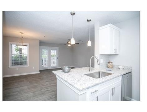 100 Dunwoody Gables Drive - Photo 2