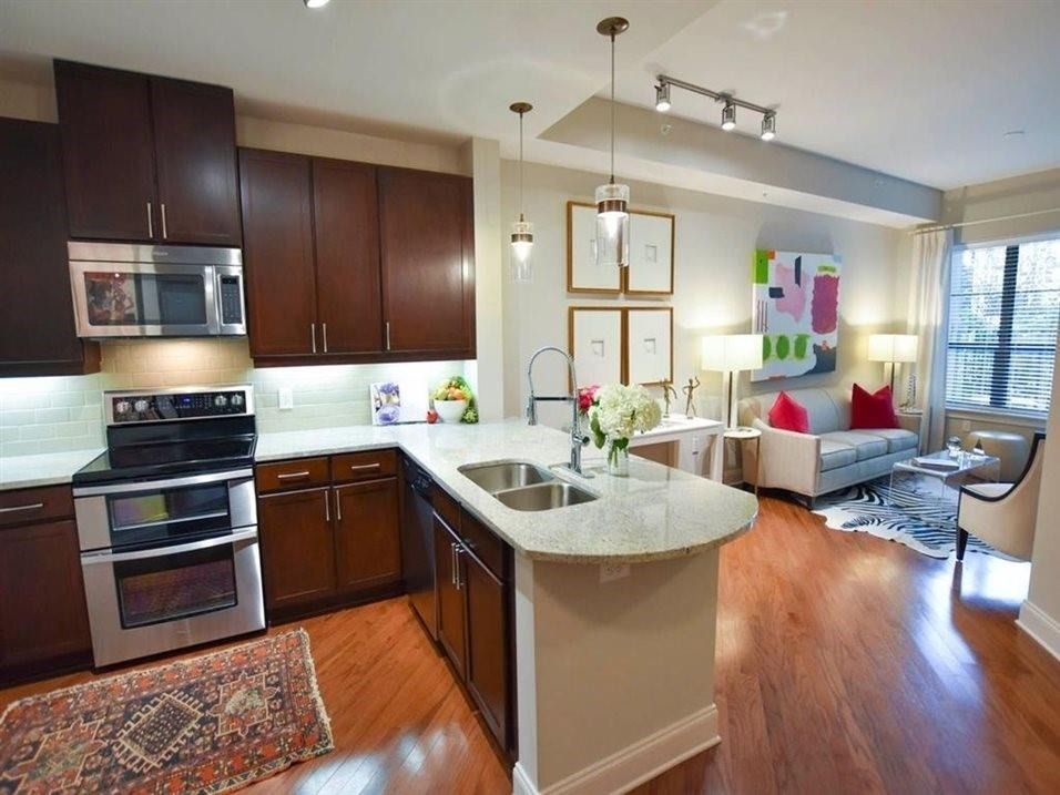 92 W Paces Ferry Road Nw - Photo 1