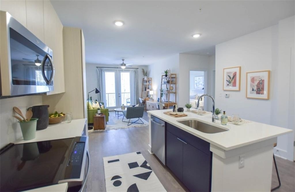4255 Suwanee Dam Road - Photo 2