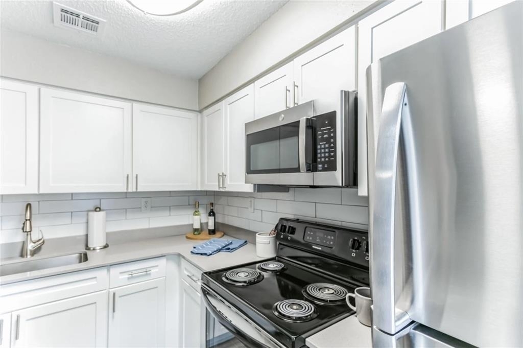 1067 Pitts Road - Photo 1