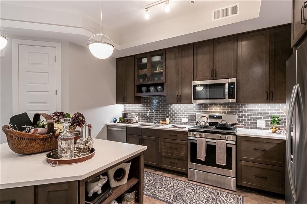 6500 Aria Boulevard - Photo 3