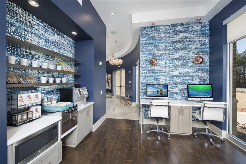 6919 Peachtree Dunwoody Road - Photo 29