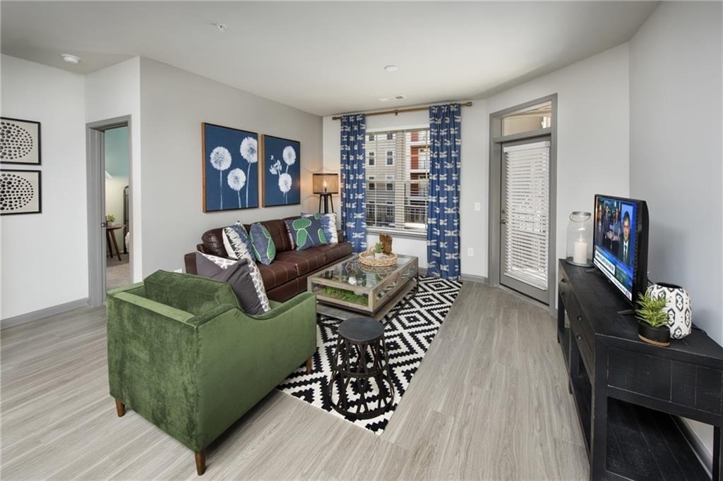 6919 Peachtree Dunwoody Road - Photo 9