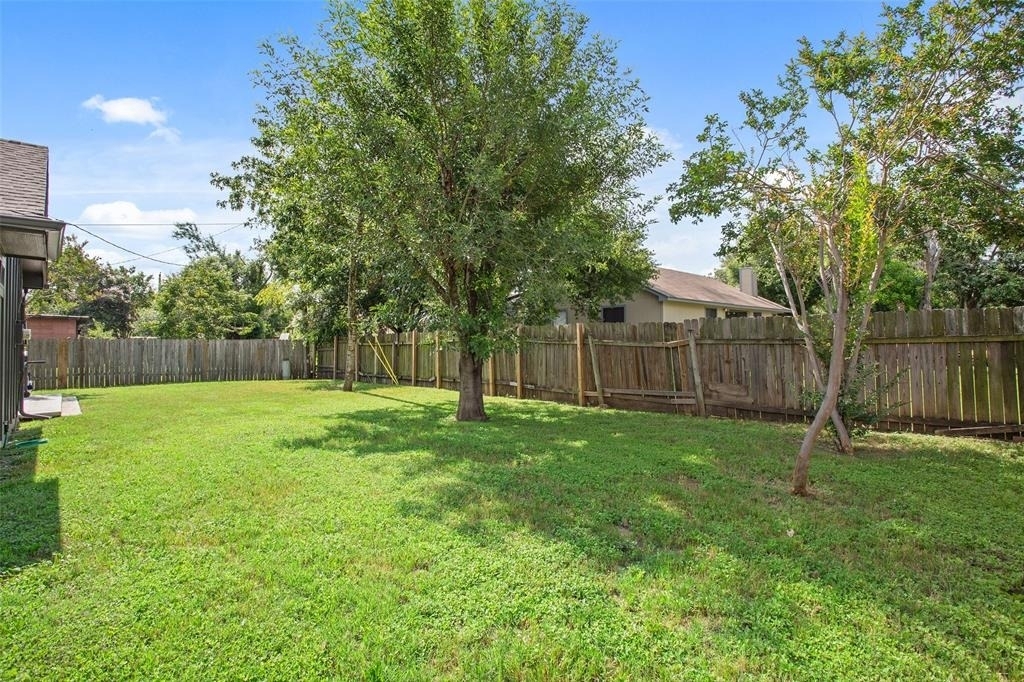 801 Forest Glen Cv - Photo 19
