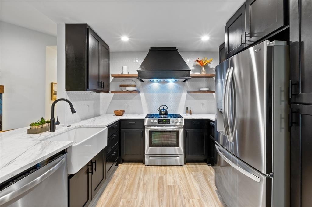 801 Forest Glen Cv - Photo 4