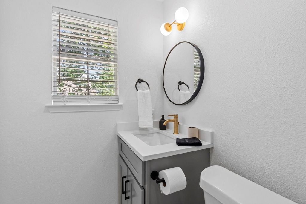 2101 Kirksey Dr - Photo 24