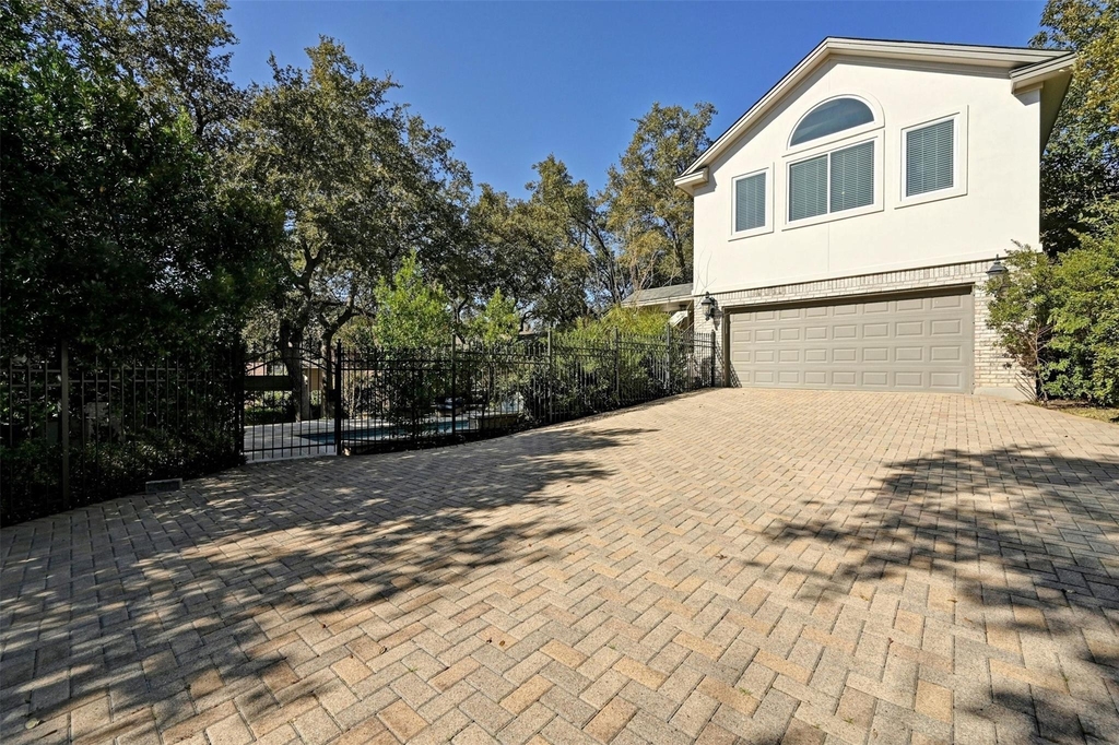 5606 Craggy Pt - Photo 25