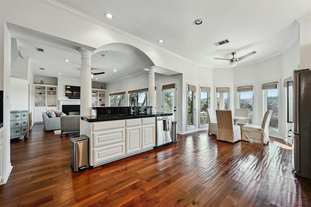 5606 Craggy Pt - Photo 9