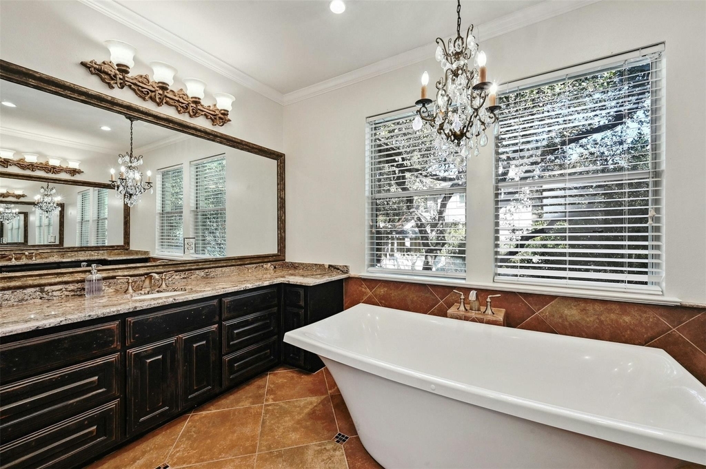 5606 Craggy Pt - Photo 16