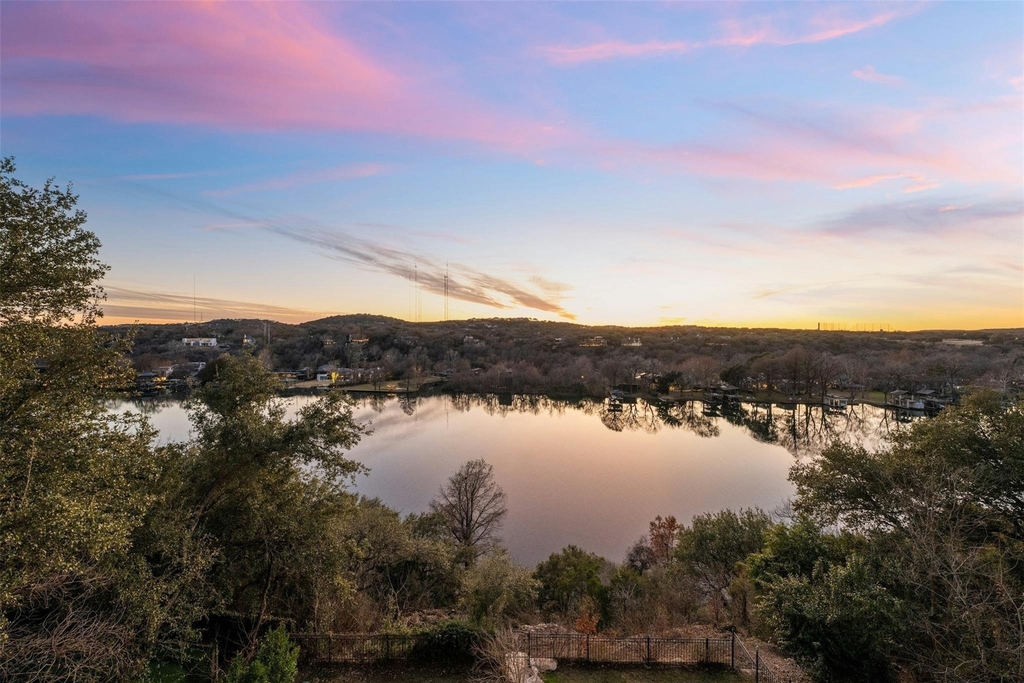 5606 Craggy Pt - Photo 33