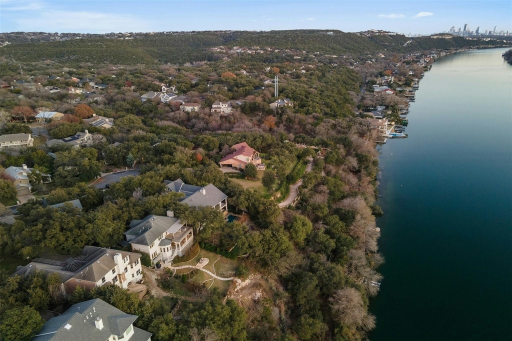 5606 Craggy Pt - Photo 36