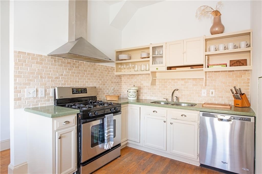 155 Savannah Street Se - Photo 24