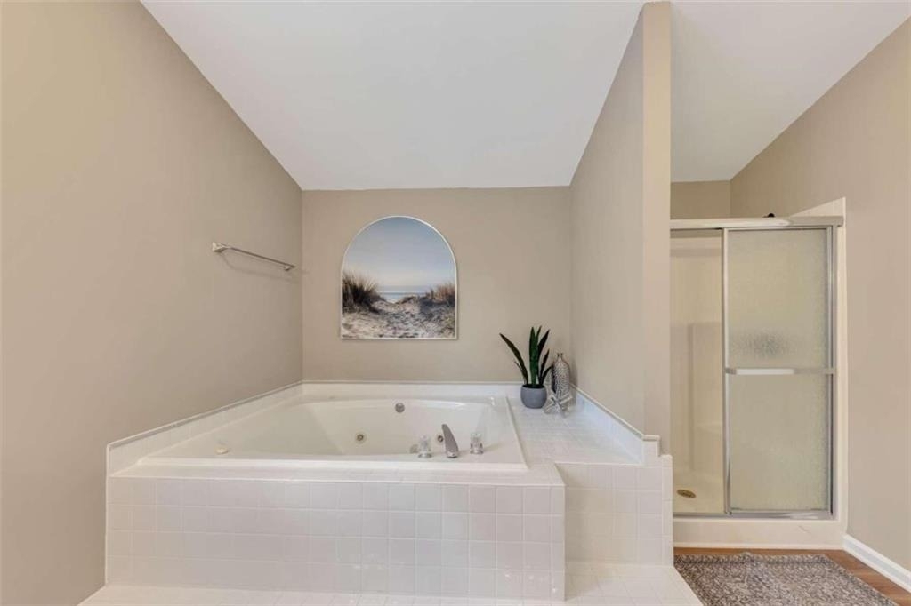 56 Brentwood Drive - Photo 16