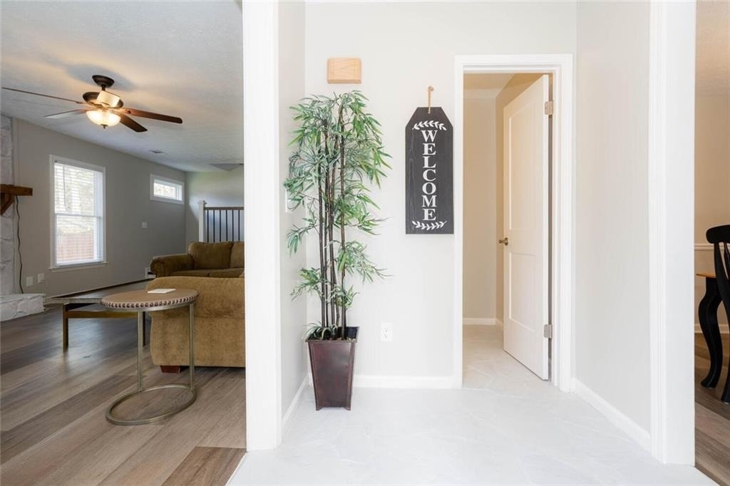 302 Independence Way - Photo 9