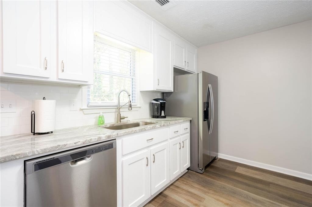 302 Independence Way - Photo 26
