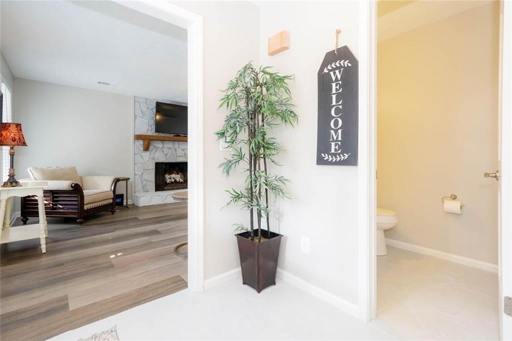 302 Independence Way - Photo 10