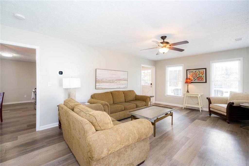 302 Independence Way - Photo 14