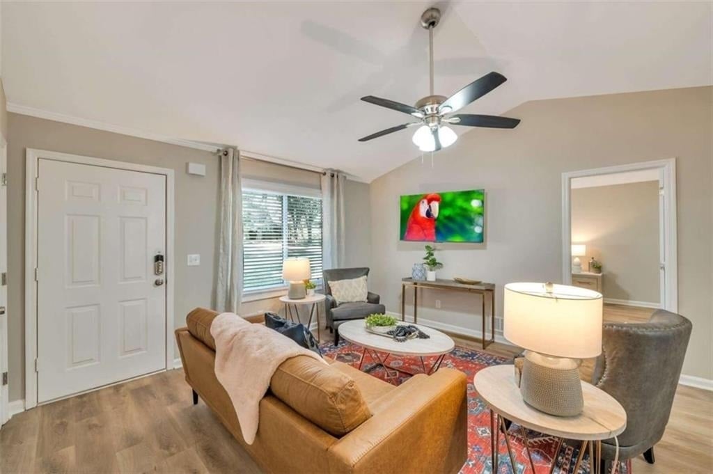 165 Bentley Parkway - Photo 1