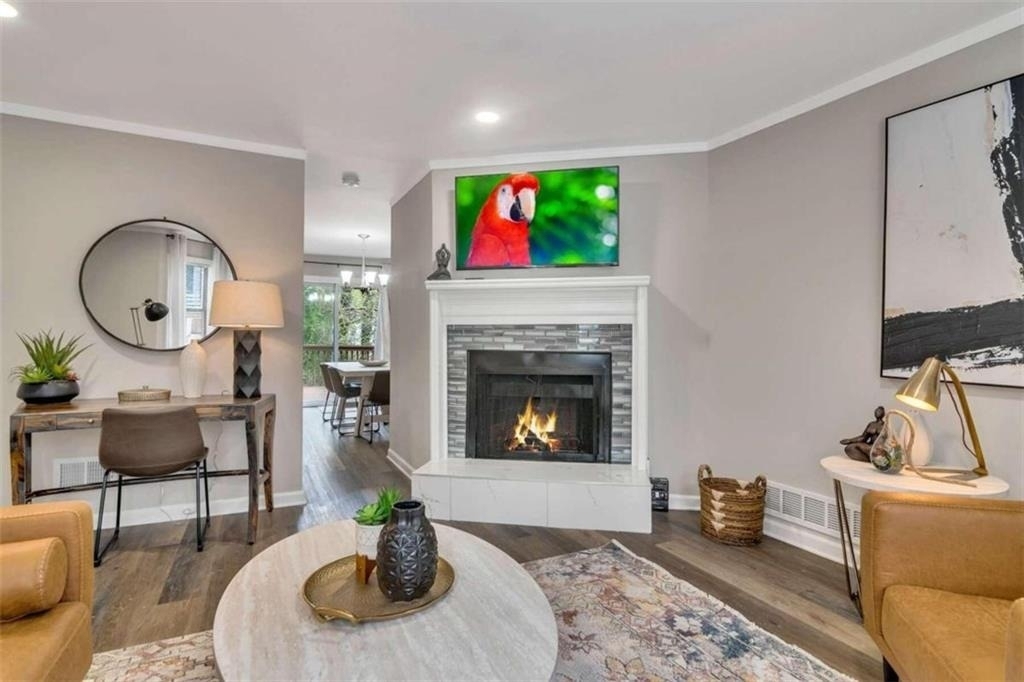 2099 Valley Oaks Drive Se - Photo 2