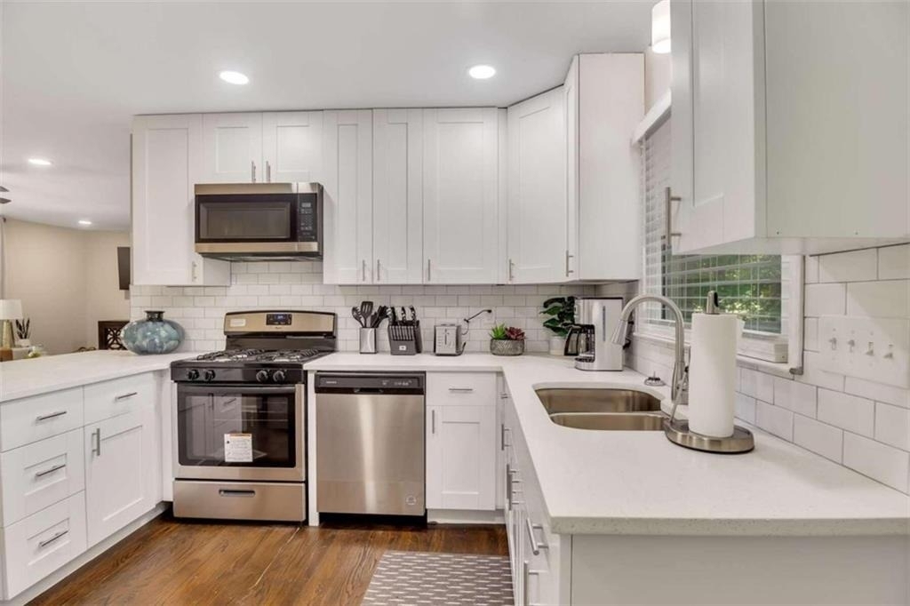 1386 Sandtown Road Sw - Photo 2