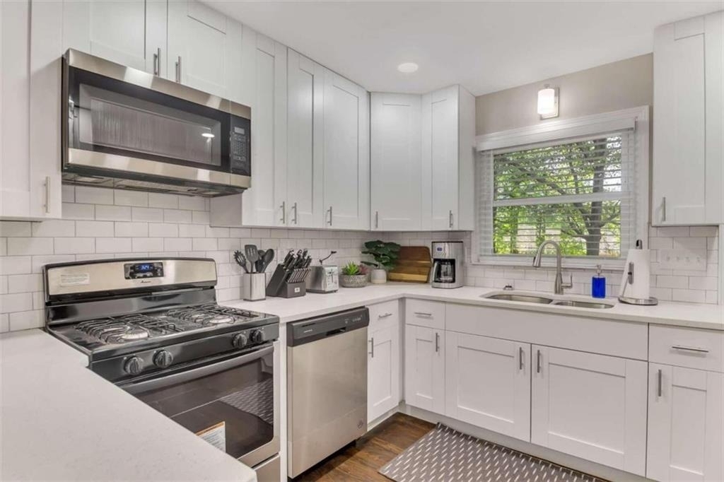 1386 Sandtown Road Sw - Photo 4