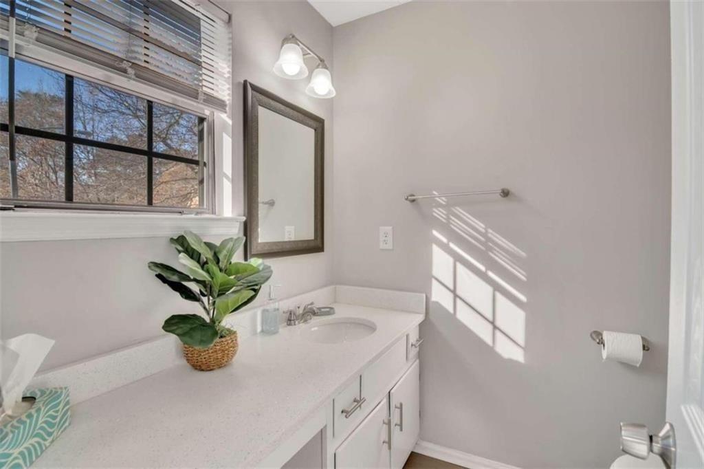 1200 Falling Water Drive Se - Photo 8