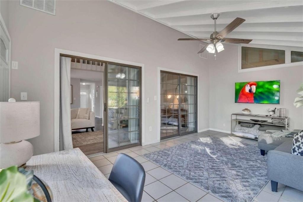 1200 Falling Water Drive Se - Photo 3